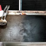how to clean flat grill